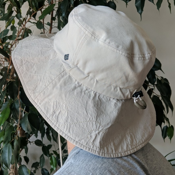 Columbia Bucket Hat - Picture 1 of 5